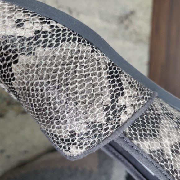 Toms: Classic: Black Multi Faux Snake - Picture 3 of 4